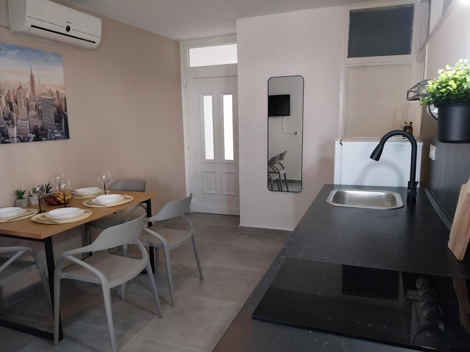 Apartments Danijela ตรีบูนย์ ภายนอก รูปภาพ
