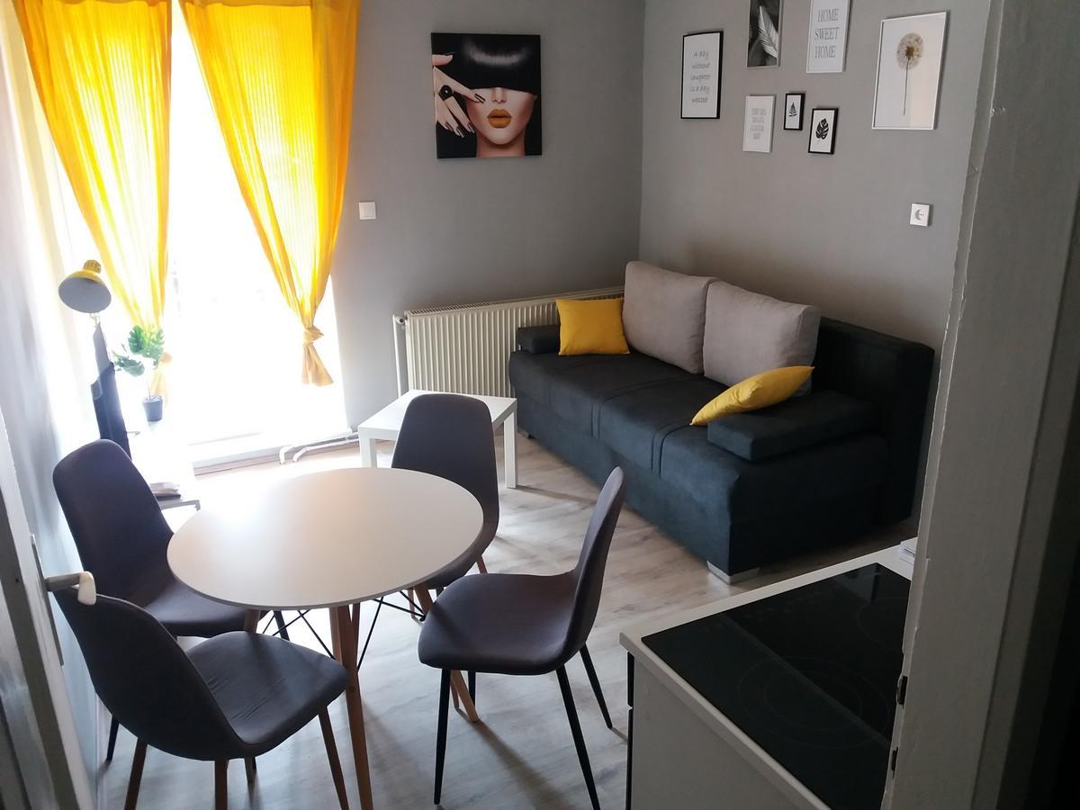Apartments Danijela ตรีบูนย์ ภายนอก รูปภาพ