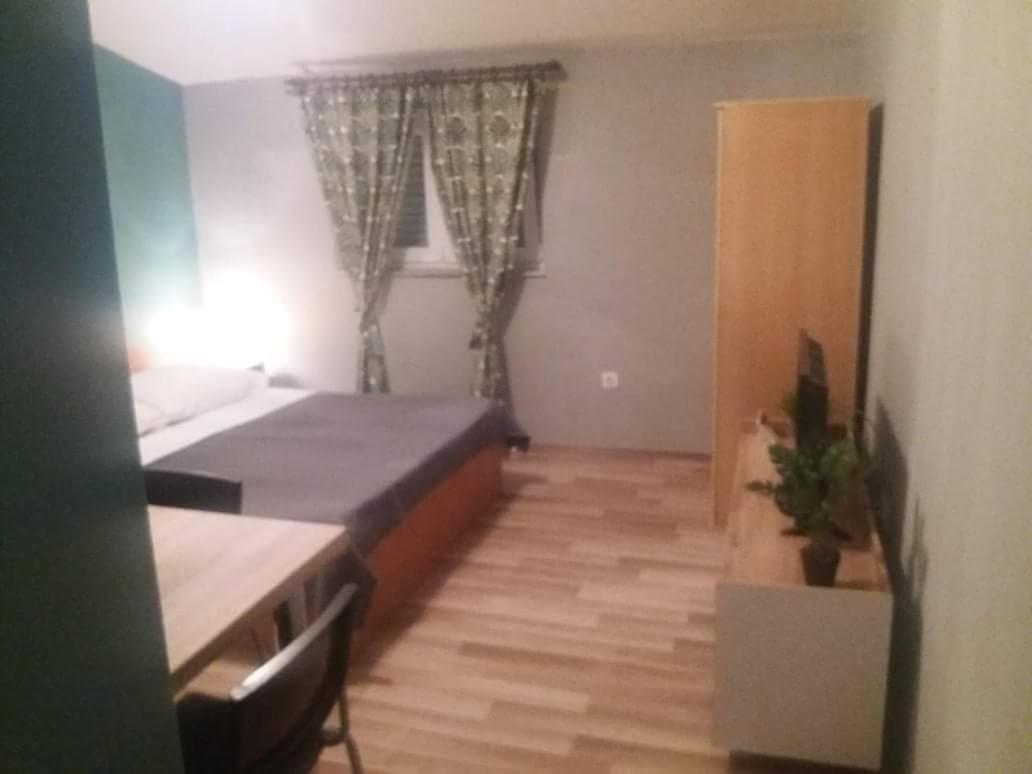 Apartments Danijela ตรีบูนย์ ภายนอก รูปภาพ
