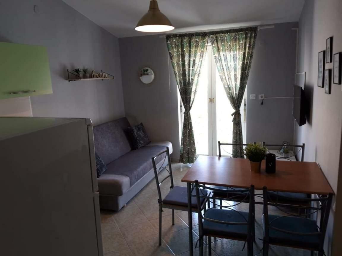 Apartments Danijela ตรีบูนย์ ภายนอก รูปภาพ